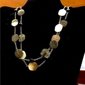 NWOT Beautiful Lia Sophia Gray and Black Necklace